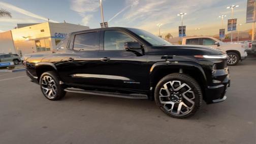 2024 Chevrolet Silverado EV RST