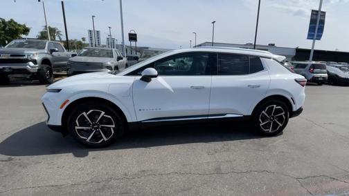 2025 Chevrolet Equinox EV LT 2