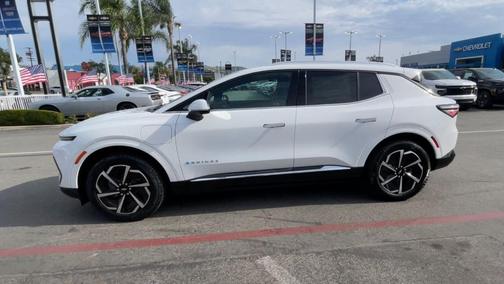 2025 Chevrolet Equinox EV LT 2