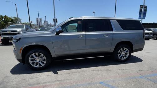 2025 Chevrolet Suburban Premier