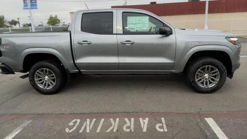 2025 Chevrolet Colorado LT