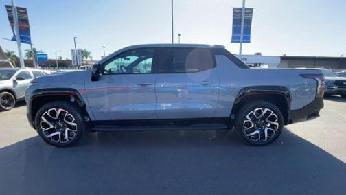2025 Chevrolet Silverado EV RST