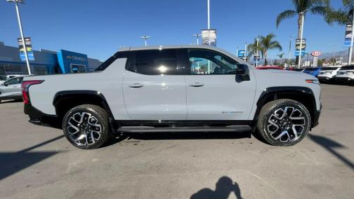 2025 Chevrolet Silverado EV RST