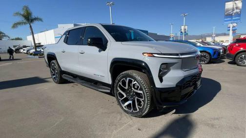 2025 Chevrolet Silverado EV RST