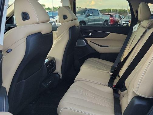 2026 Acura MDX Advance Package