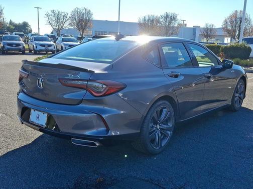 2022 Acura TLX 