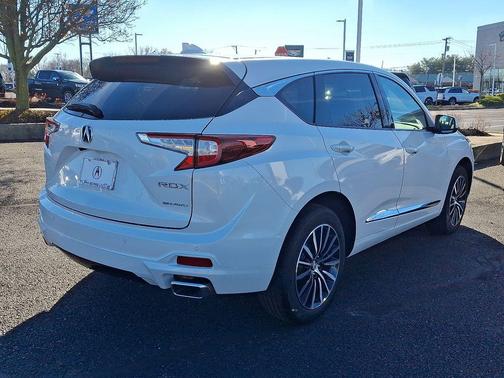 2025 Acura RDX Advance Package