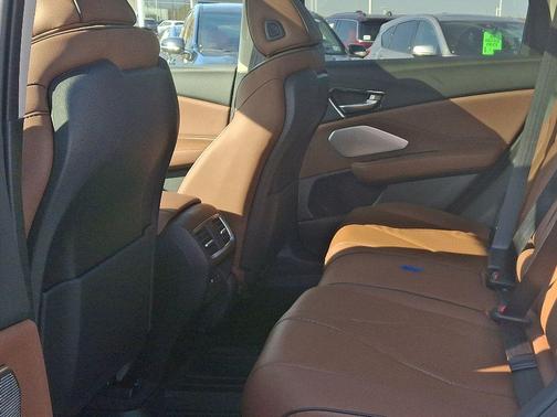 2025 Acura RDX Advance Package