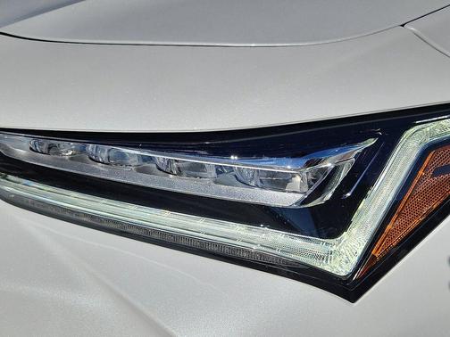 2025 Acura TLX Technology