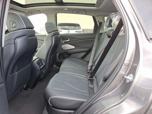 2026 Acura RDX Advance Package
