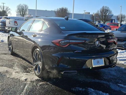 2023 Acura TLX 