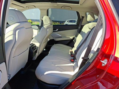 2025 Acura RDX Technology Package