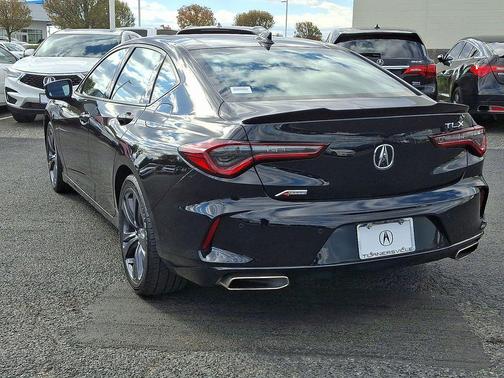 2022 Acura TLX A-Spec