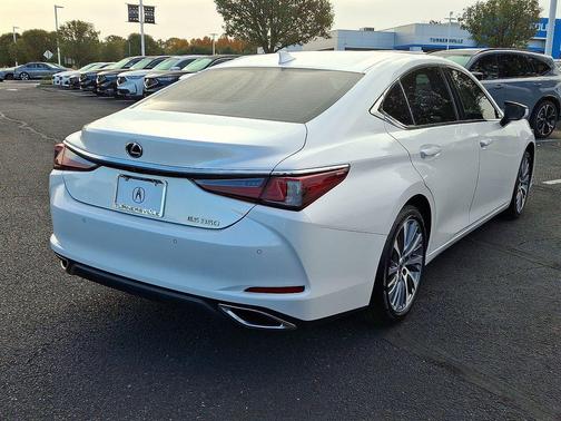 2020 Lexus ES 350 Base