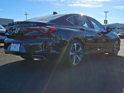 2025 Acura TLX Technology