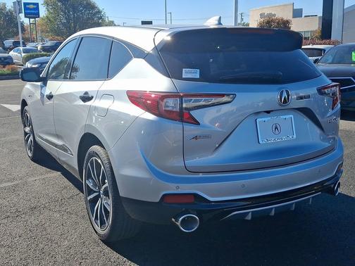 2025 Acura RDX