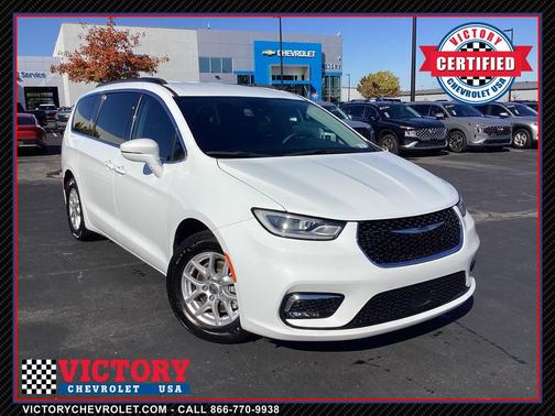 2022 Chrysler Pacifica Touring L