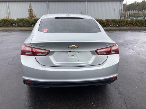 2020 Chevrolet Malibu FWD LT