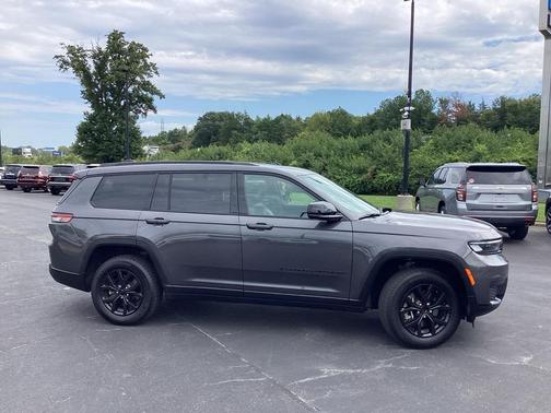 2024 Jeep Grand Cherokee L Altitude