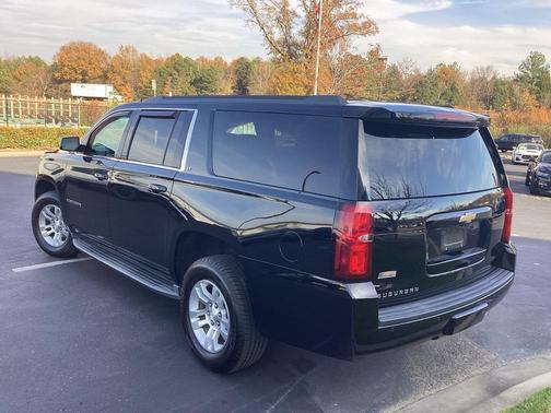 2017 Chevrolet Suburban LT