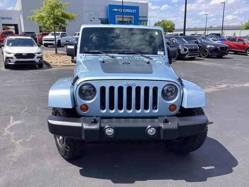 2012 Jeep Wrangler Unlimited Sahara