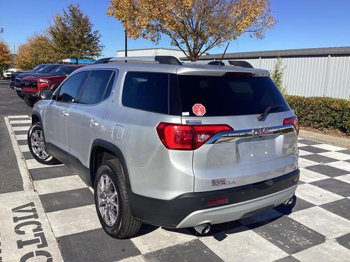 2019 GMC Acadia SLT-1