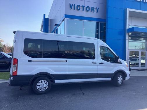 2022 Ford Transit-350 XLT