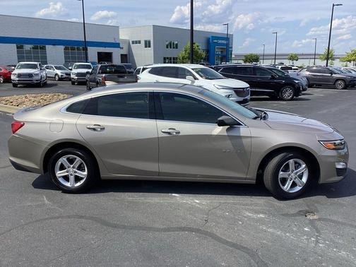 2023 Chevrolet Malibu FWD 1LT