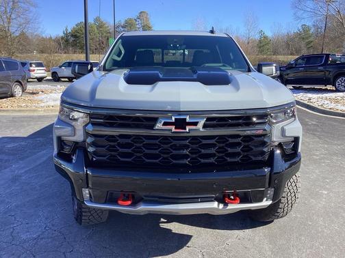 2025 Chevrolet Silverado 1500 ZR2