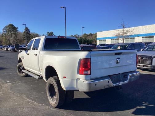 2017 RAM 3500 Tradesman Crew Cab 4x4 8' Box
