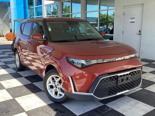2024 Kia Soul LX