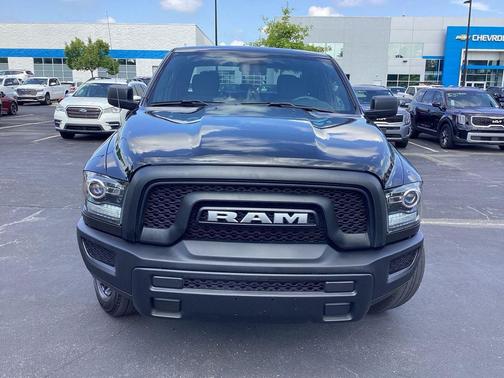 2024 RAM 1500 Classic Warlock Crew Cab 4x2 5'7' Box