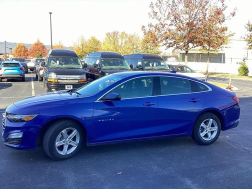 2023 Chevrolet Malibu FWD 1LT