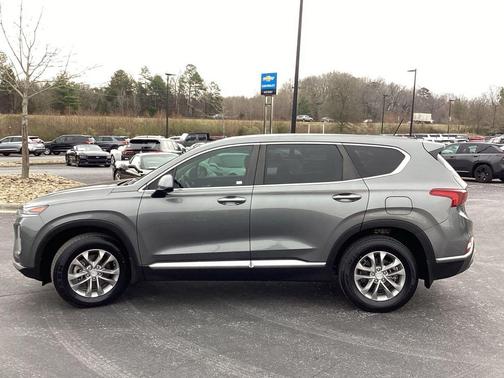 2020 Hyundai SANTA FE SE 2.4