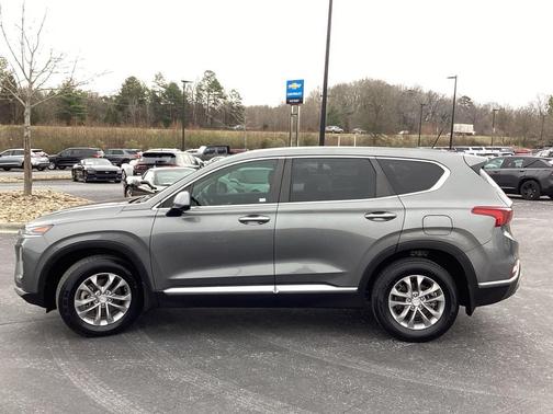 2020 Hyundai SANTA FE SE 2.4