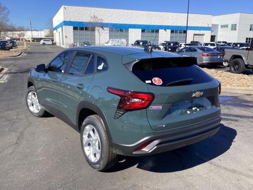 2026 Chevrolet Trax LS