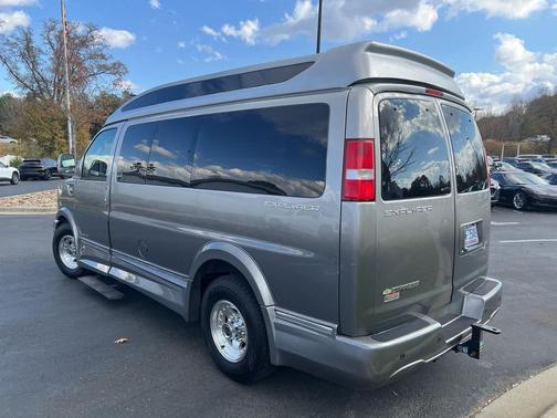 2018 Chevrolet Express 2500 Work Van