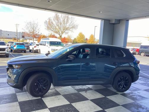 2025 Mazda CX-50 2.5 S Preferred Package