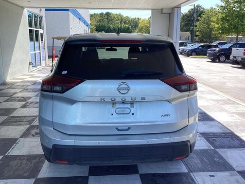 2024 Nissan Rogue S