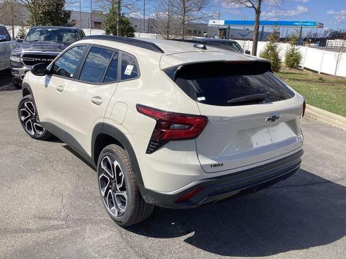 2026 Chevrolet Trax FWD 2RS