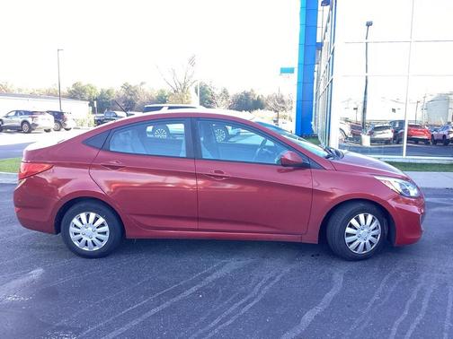 2017 Hyundai Accent SE