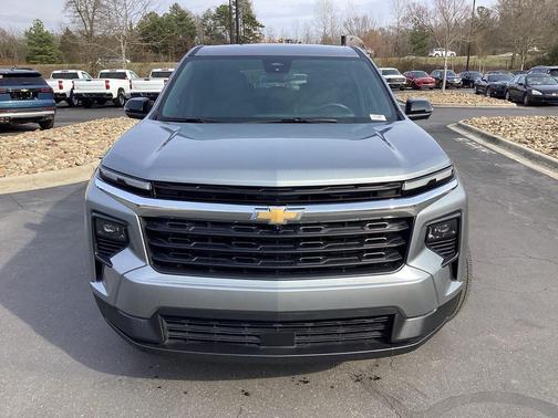 2024 Chevrolet Traverse LS