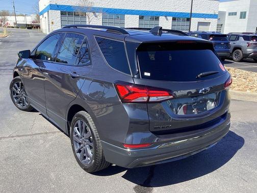 2022 Chevrolet Equinox FWD RS