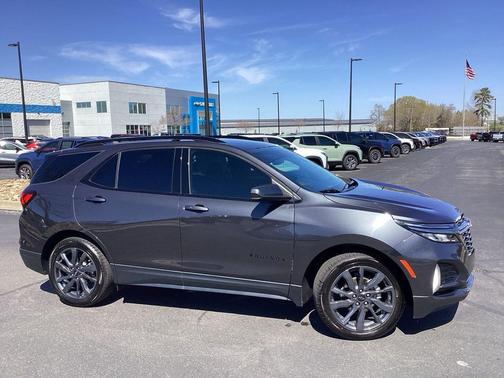 2022 Chevrolet Equinox FWD RS