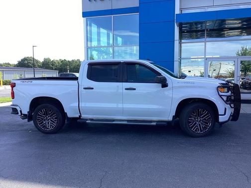 2020 Chevrolet Silverado 1500 Custom