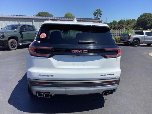 2024 GMC Acadia FWD Elevation