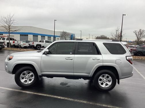 2019 Toyota 4Runner SR5