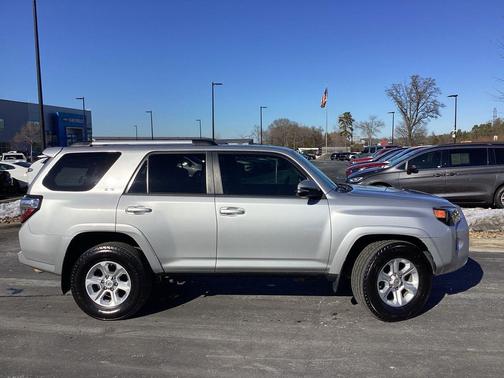 2019 Toyota 4Runner SR5