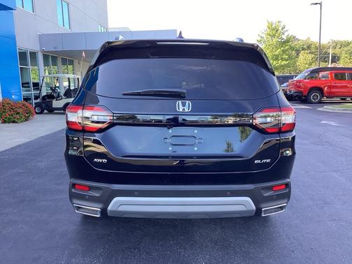 2025 Honda Pilot Elite