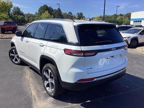 2023 Jeep Grand Cherokee 4xe Base